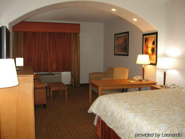 La Quinta By Wyndham Hotel
